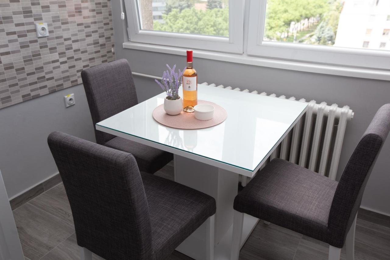Apartman Danica Subotica Esterno foto
